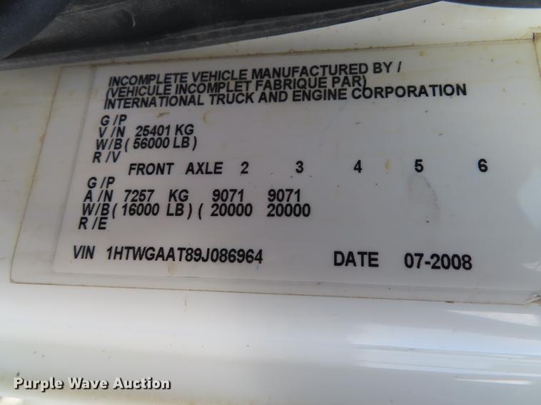 image for item L1482 2009 International 7400 digger derrick truck