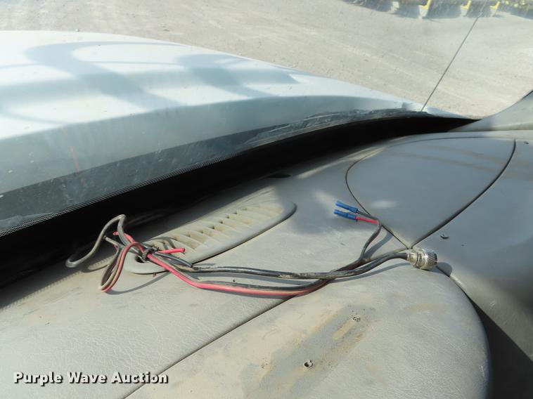 image for item L1482 2009 International 7400 digger derrick truck