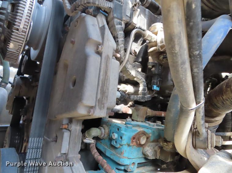 image for item L1482 2009 International 7400 digger derrick truck