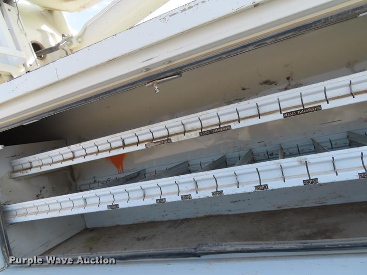 image for item L1482 2009 International 7400 digger derrick truck