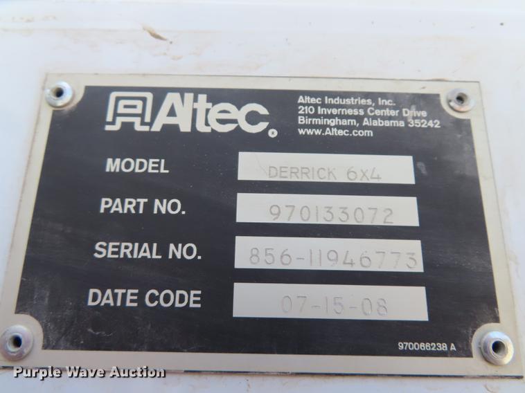 image for item L1482 2009 International 7400 digger derrick truck