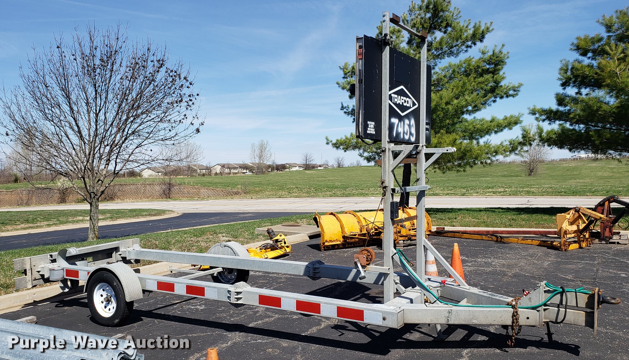 Gregory crash attenuator in Lee's Summit, MO Item DF3397 sold
