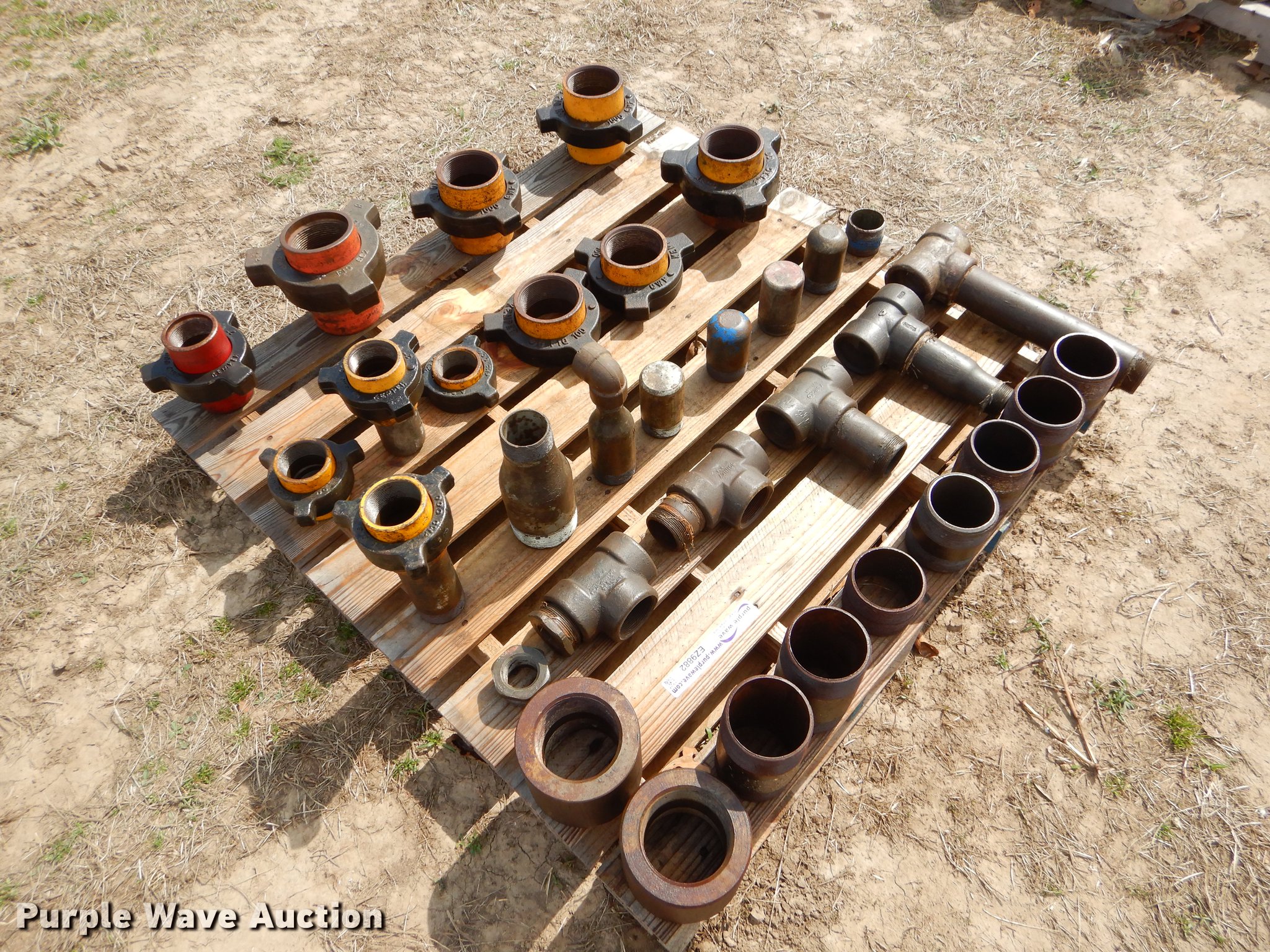 Oil field pipe fittings in Cleveland , OK Item EZ9882 sold Purple Wave