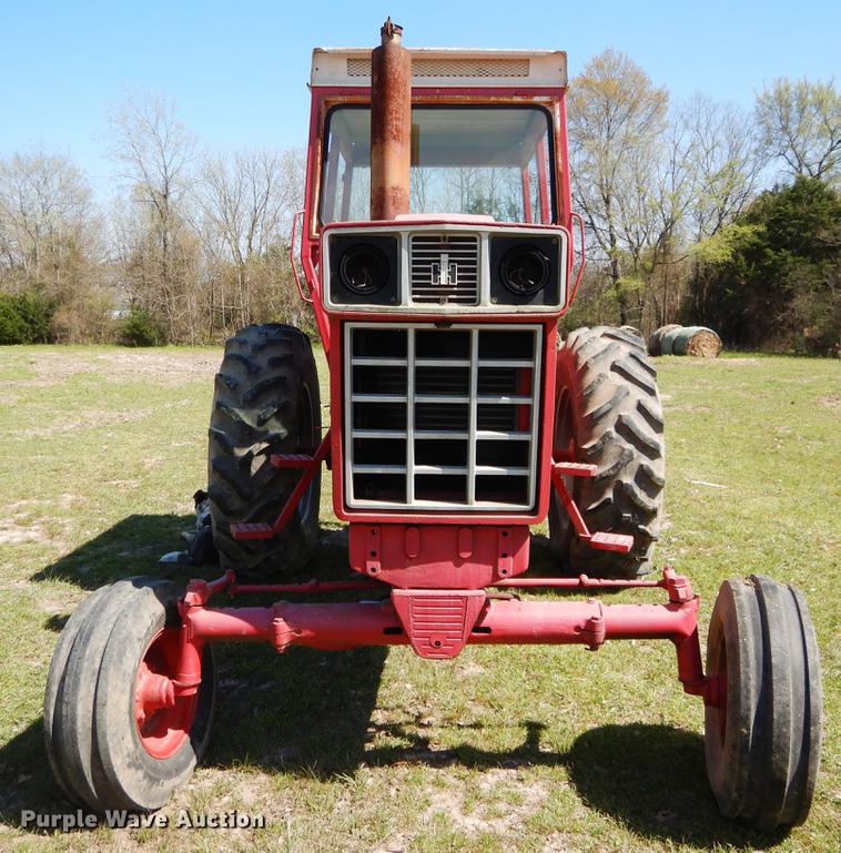 image for item DC0213 1974 International 966 tractor