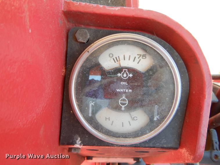 image for item DC0213 1974 International 966 tractor