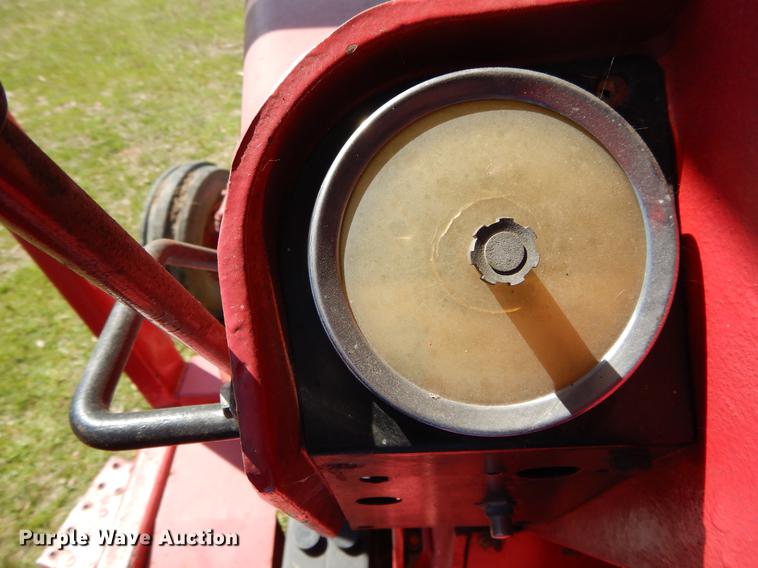 image for item DC0213 1974 International 966 tractor