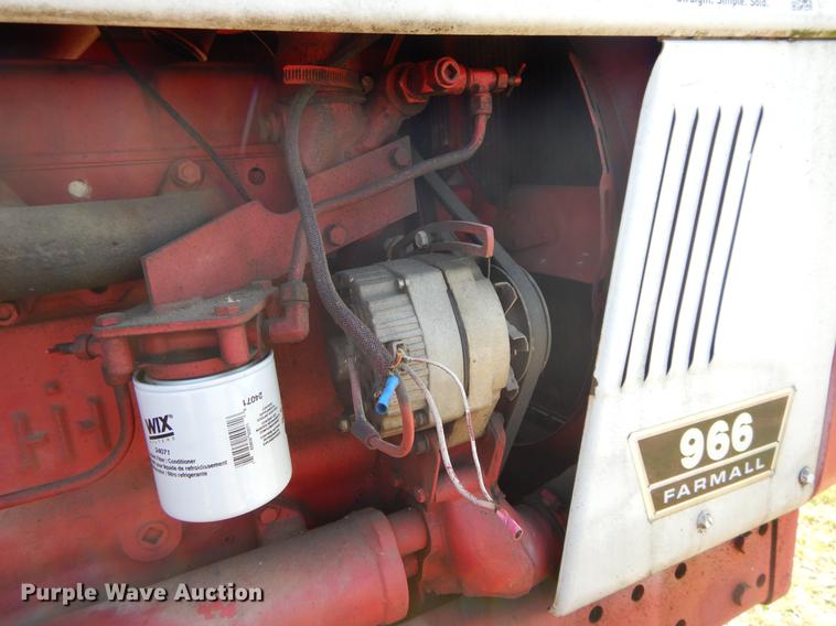 image for item DC0213 1974 International 966 tractor