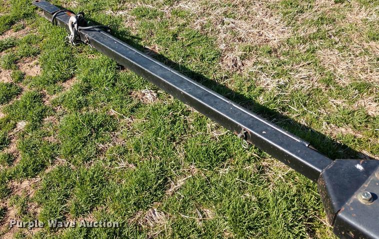 image for item DD6944 MacDon 960 draper head