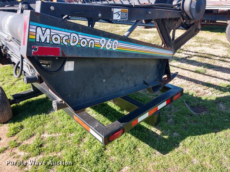 image for item DD6944 MacDon 960 draper head