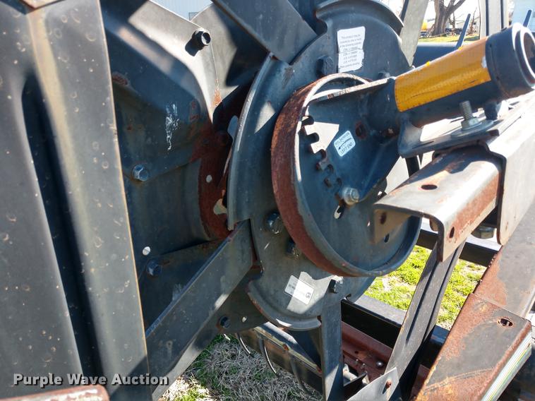 image for item DD6944 MacDon 960 draper head