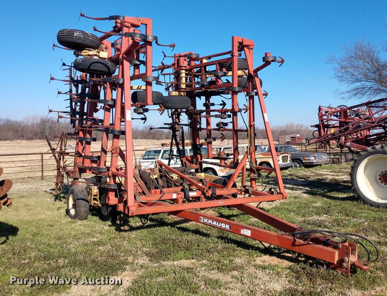 image for item DD6946 Krause 4241 field cultivator