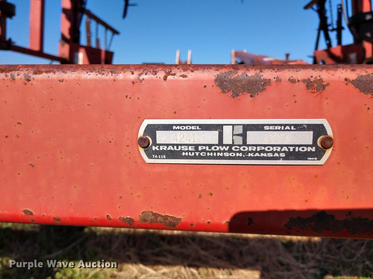 image for item DD6946 Krause 4241 field cultivator