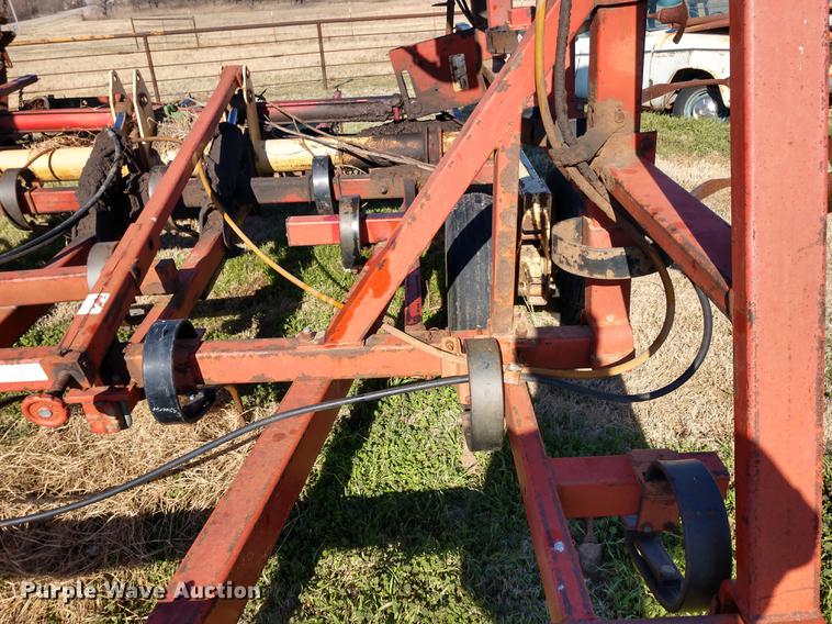 image for item DD6946 Krause 4241 field cultivator