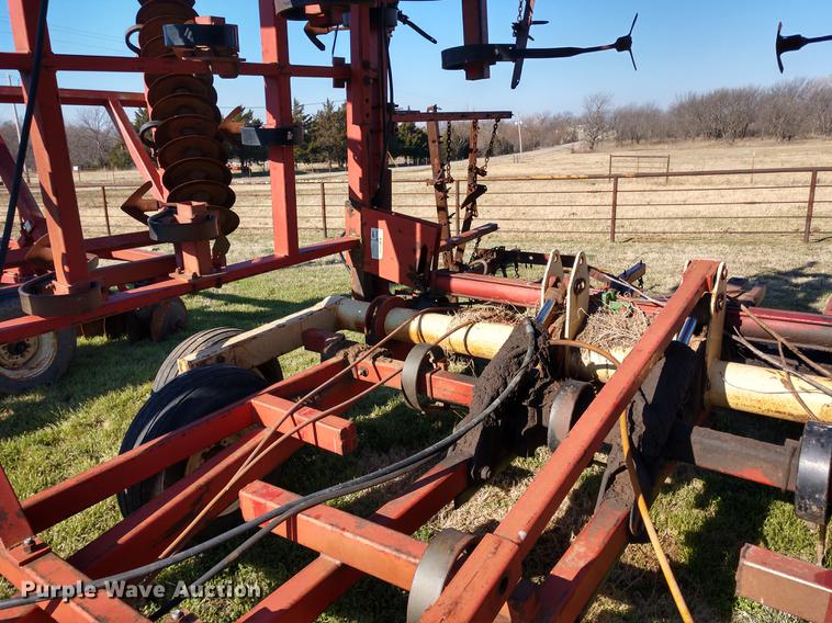 image for item DD6946 Krause 4241 field cultivator