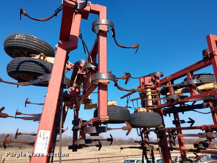 image for item DD6946 Krause 4241 field cultivator