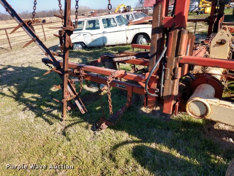 image for item DD6946 Krause 4241 field cultivator
