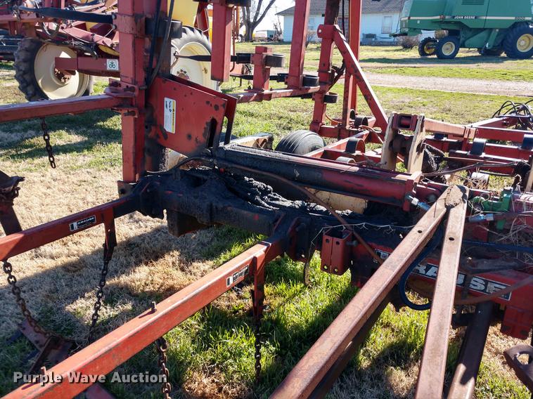 image for item DD6946 Krause 4241 field cultivator
