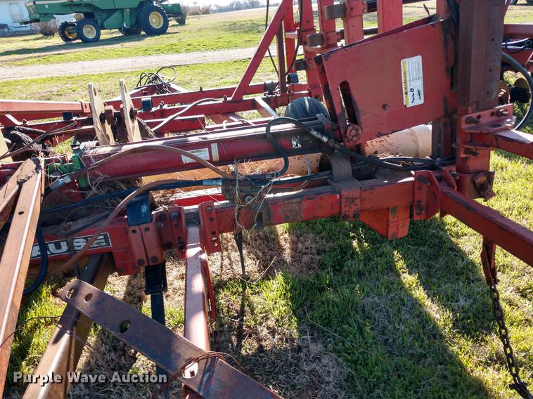 image for item DD6946 Krause 4241 field cultivator