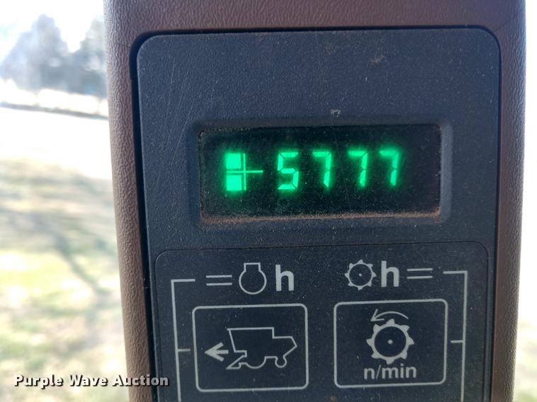 image for item DD6949 1994 John Deere 9600 combine