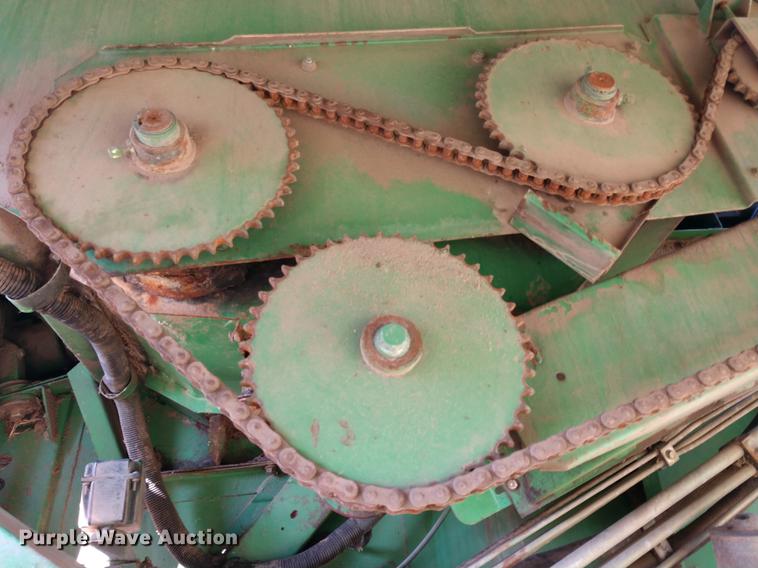 image for item DD6949 1994 John Deere 9600 combine