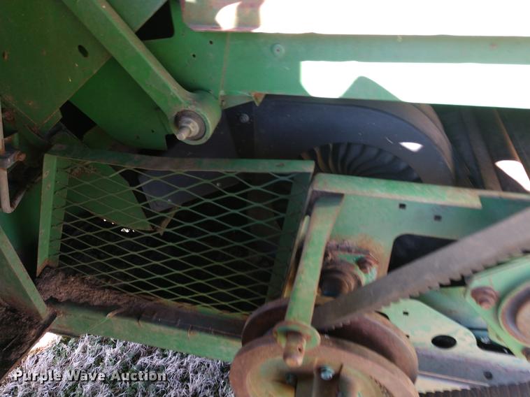 image for item DD6949 1994 John Deere 9600 combine