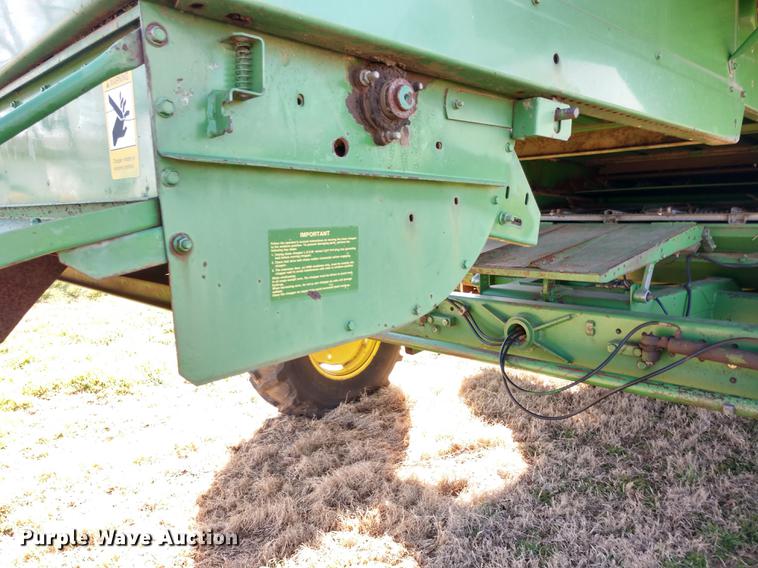 image for item DD6949 1994 John Deere 9600 combine