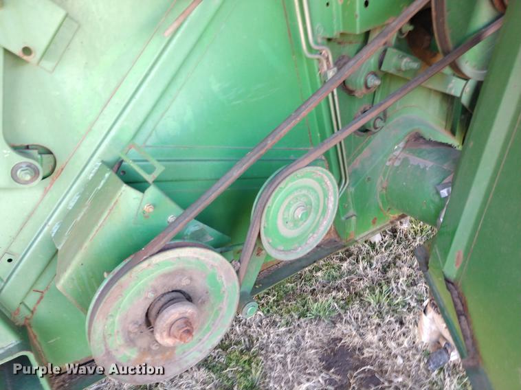 image for item DD6949 1994 John Deere 9600 combine