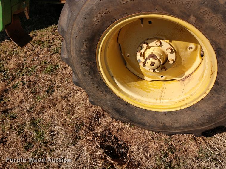 image for item DD6949 1994 John Deere 9600 combine