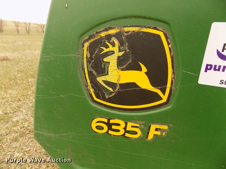 image for item DE1114 2010 John Deere 635F Hydraflex flex head