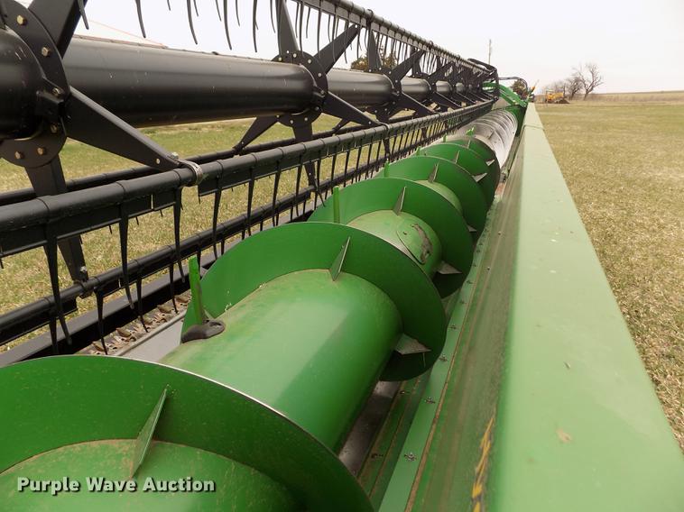 image for item DE1114 2010 John Deere 635F Hydraflex flex head