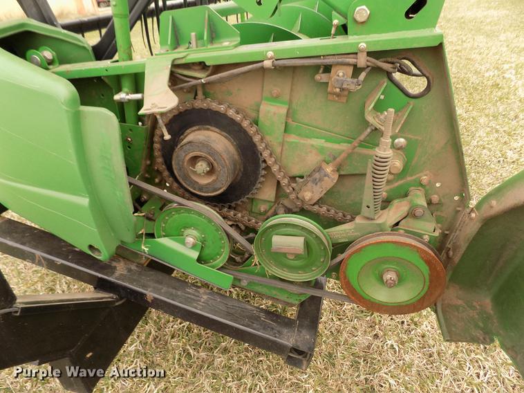 image for item DE1114 2010 John Deere 635F Hydraflex flex head