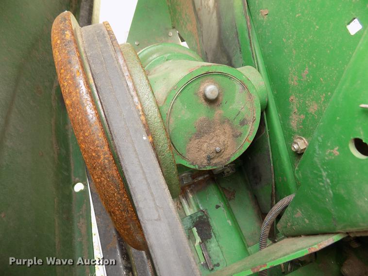 image for item DE1114 2010 John Deere 635F Hydraflex flex head