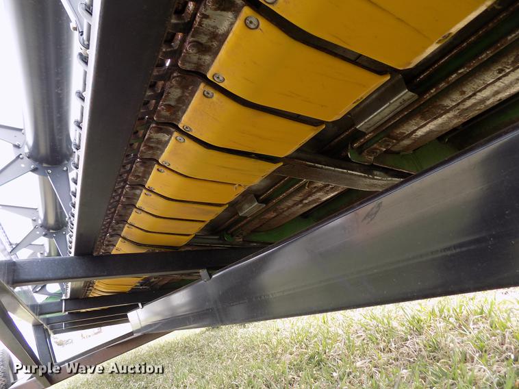 image for item DE1114 2010 John Deere 635F Hydraflex flex head