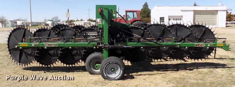 image for item DE1145 2014 Frontier WR5417 hay rake