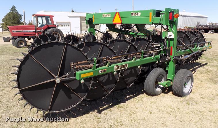 image for item DE1145 2014 Frontier WR5417 hay rake
