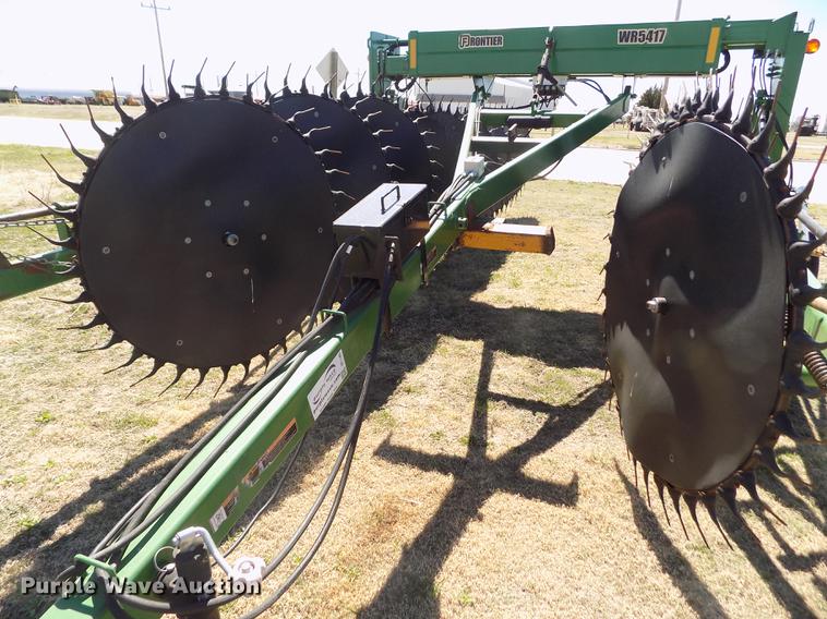 image for item DE1145 2014 Frontier WR5417 hay rake