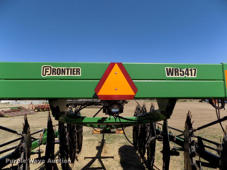 image for item DE1145 2014 Frontier WR5417 hay rake
