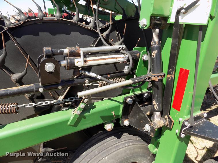 image for item DE1145 2014 Frontier WR5417 hay rake