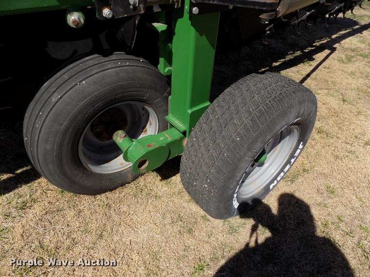 image for item DE1145 2014 Frontier WR5417 hay rake