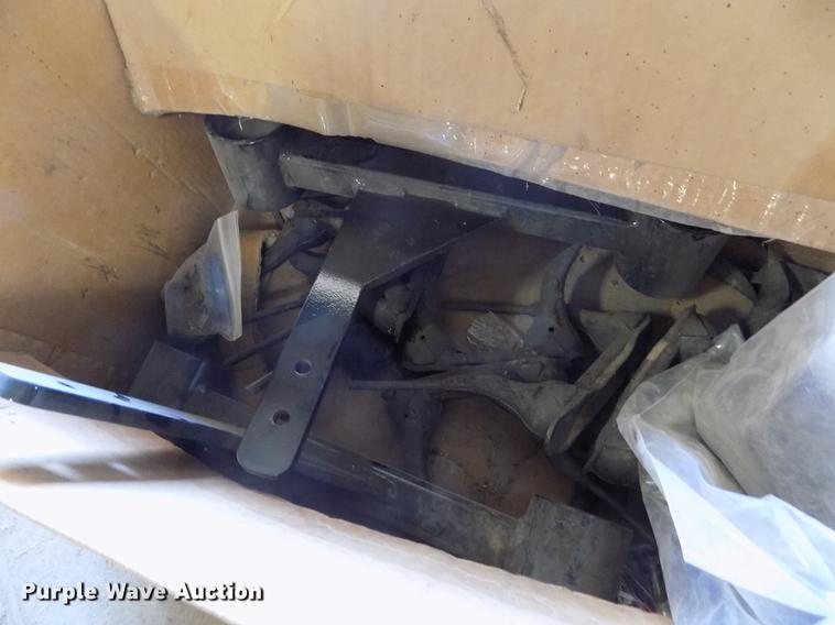 image for item DE1145 2014 Frontier WR5417 hay rake