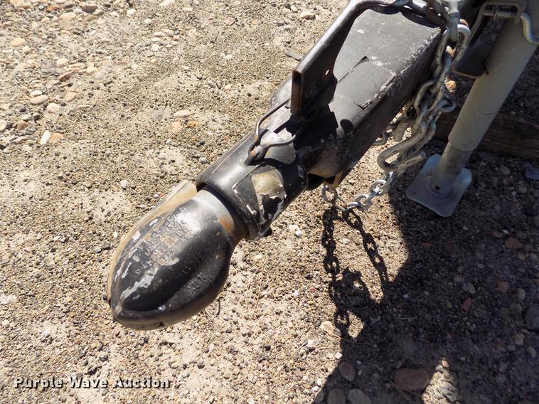 image for item DE1146 Friesen 220 seed tender