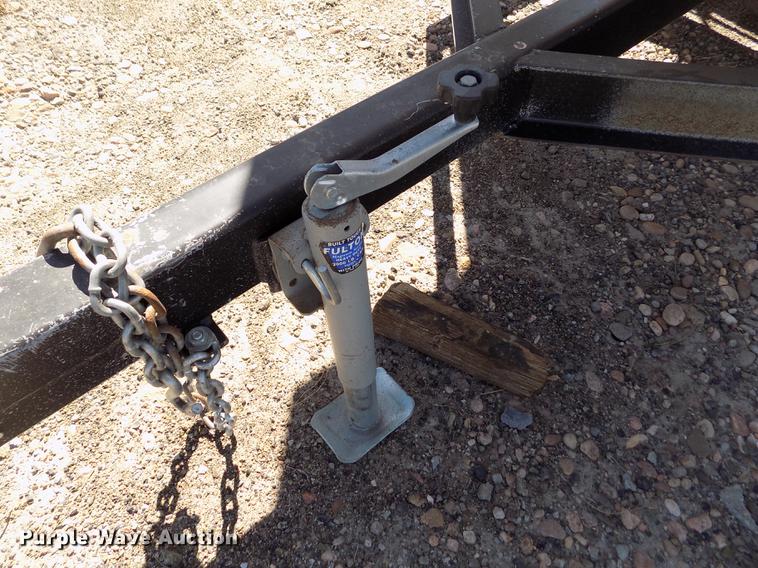 image for item DE1146 Friesen 220 seed tender