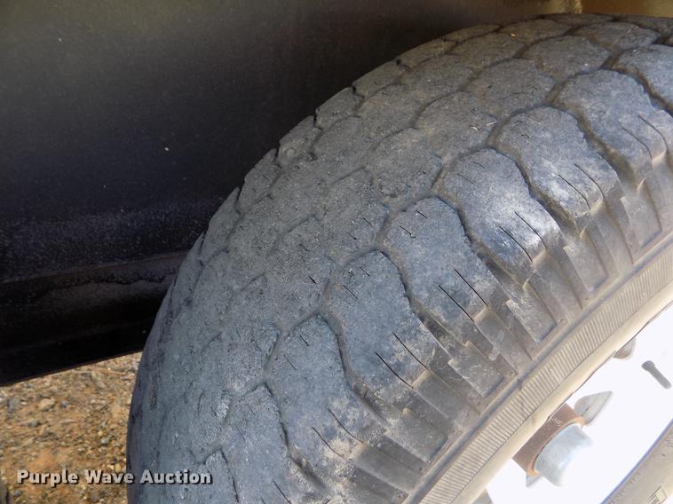 image for item DE1146 Friesen 220 seed tender