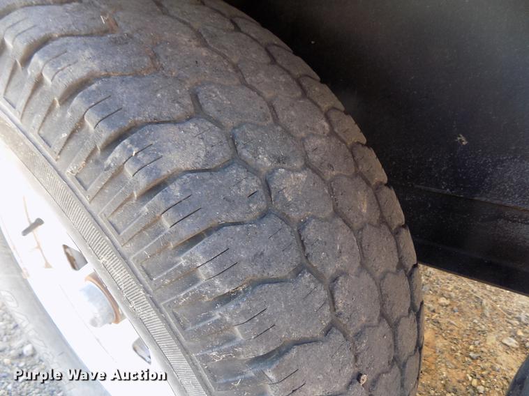 image for item DE1146 Friesen 220 seed tender