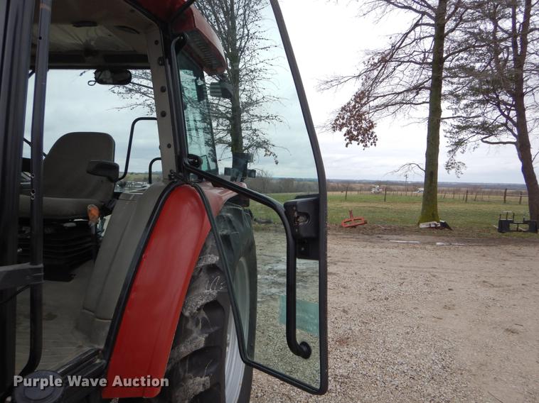 image for item DE8279 2003 Case IH JX90U MFWD tractor