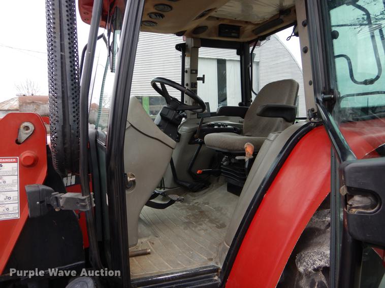 image for item DE8279 2003 Case IH JX90U MFWD tractor