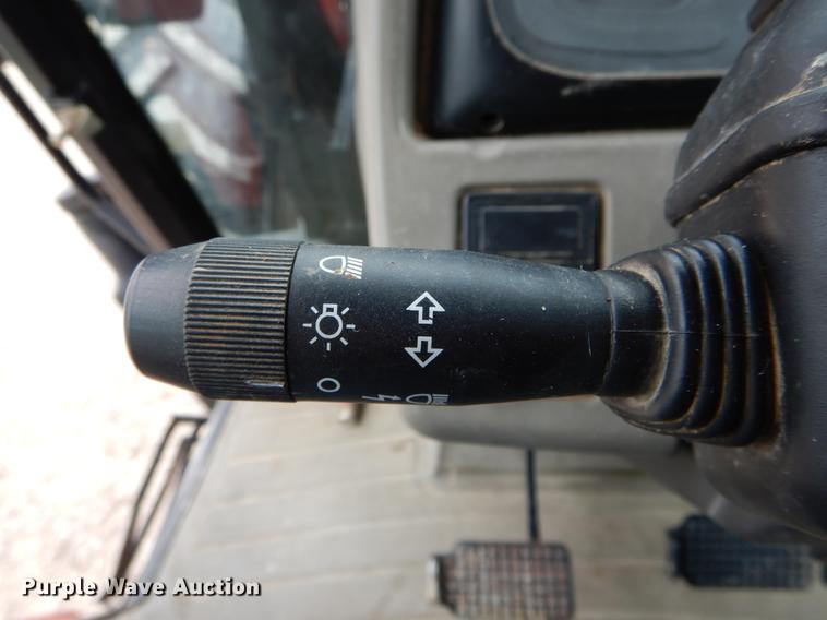 image for item DE8279 2003 Case IH JX90U MFWD tractor