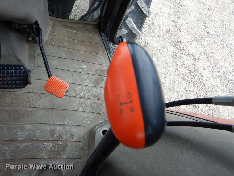 image for item DE8279 2003 Case IH JX90U MFWD tractor