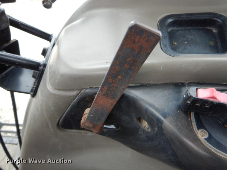 image for item DE8279 2003 Case IH JX90U MFWD tractor