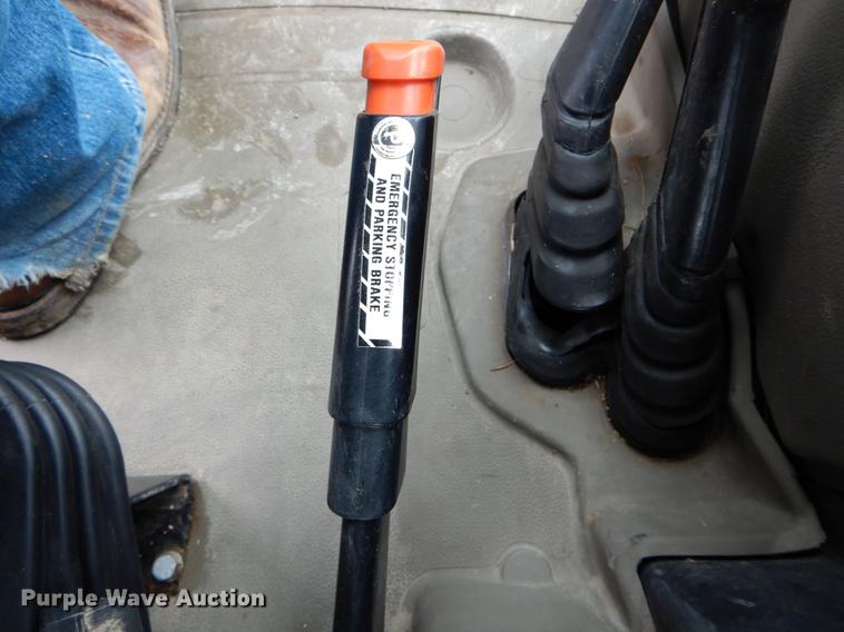 image for item DE8279 2003 Case IH JX90U MFWD tractor